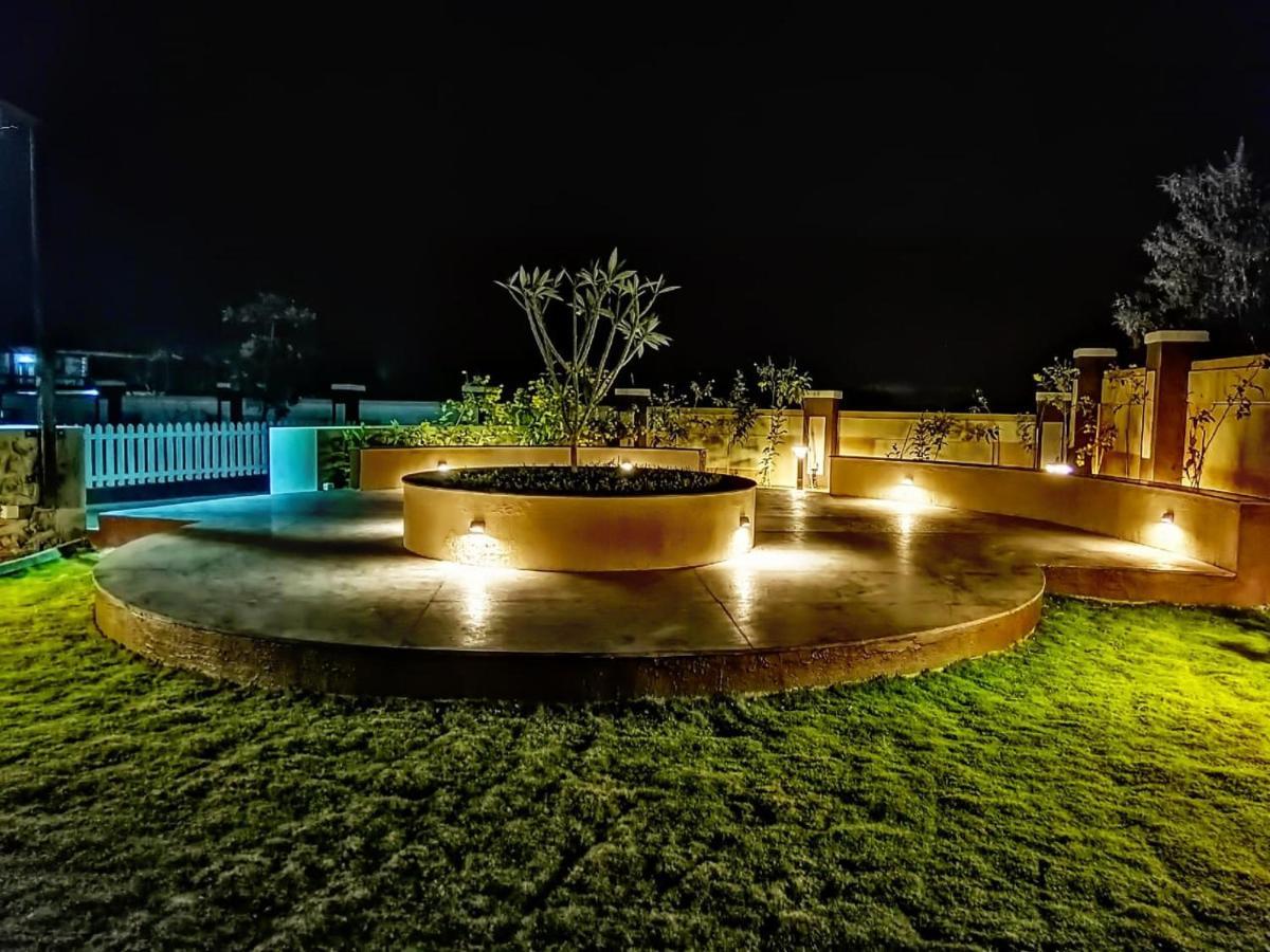 Villa At Lonavala - Saga Montana Kültér fotó